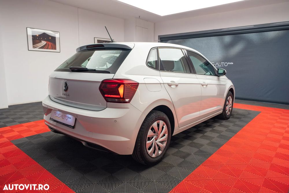 Volkswagen Polo - 7