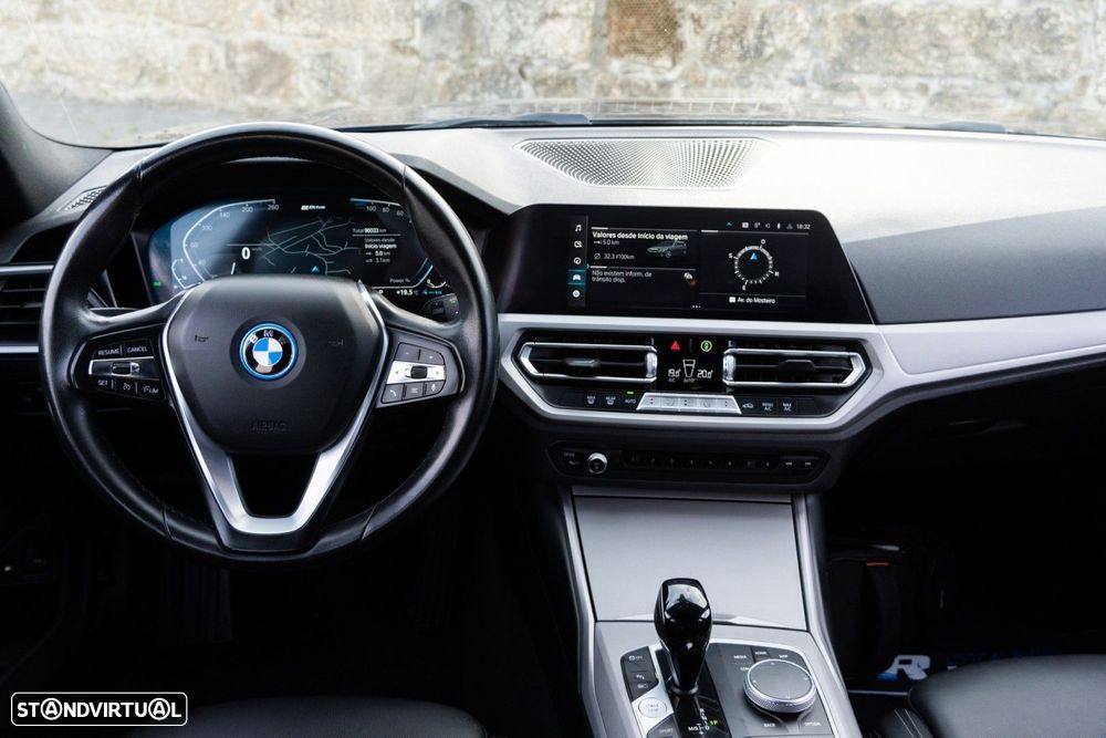 BMW 320 e Line Sport Auto - 11