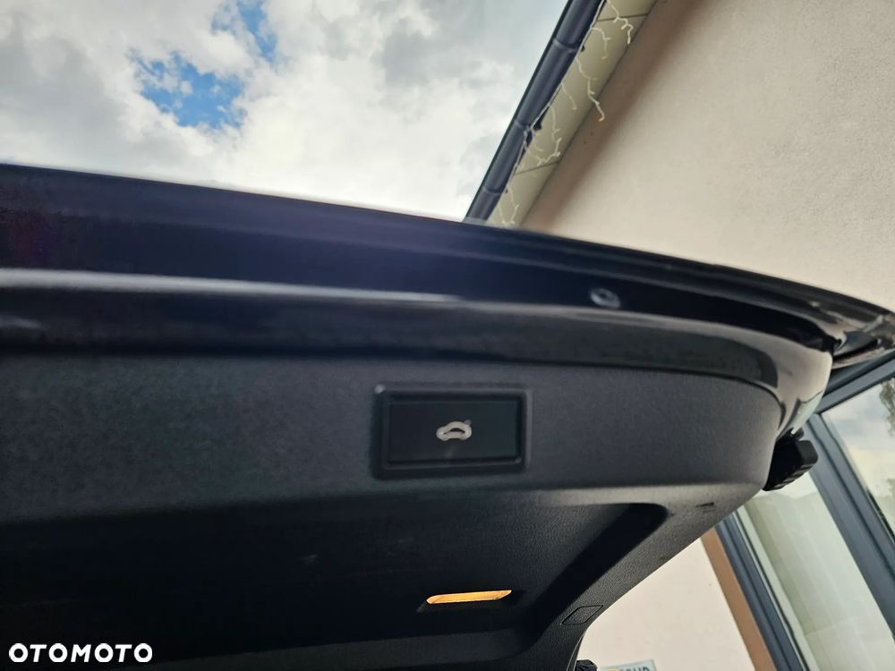 Skoda Superb 2.0 TDI 4x4 DSG SportLine - 28