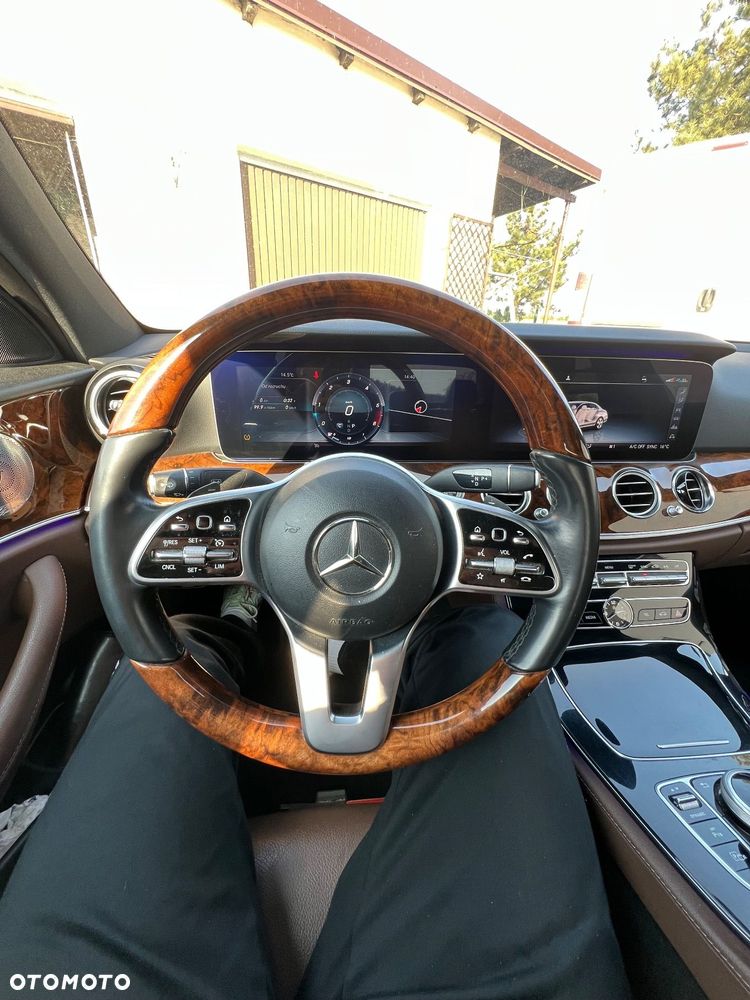 Mercedes-Benz Klasa E 350 d 9G-TRONIC - 9