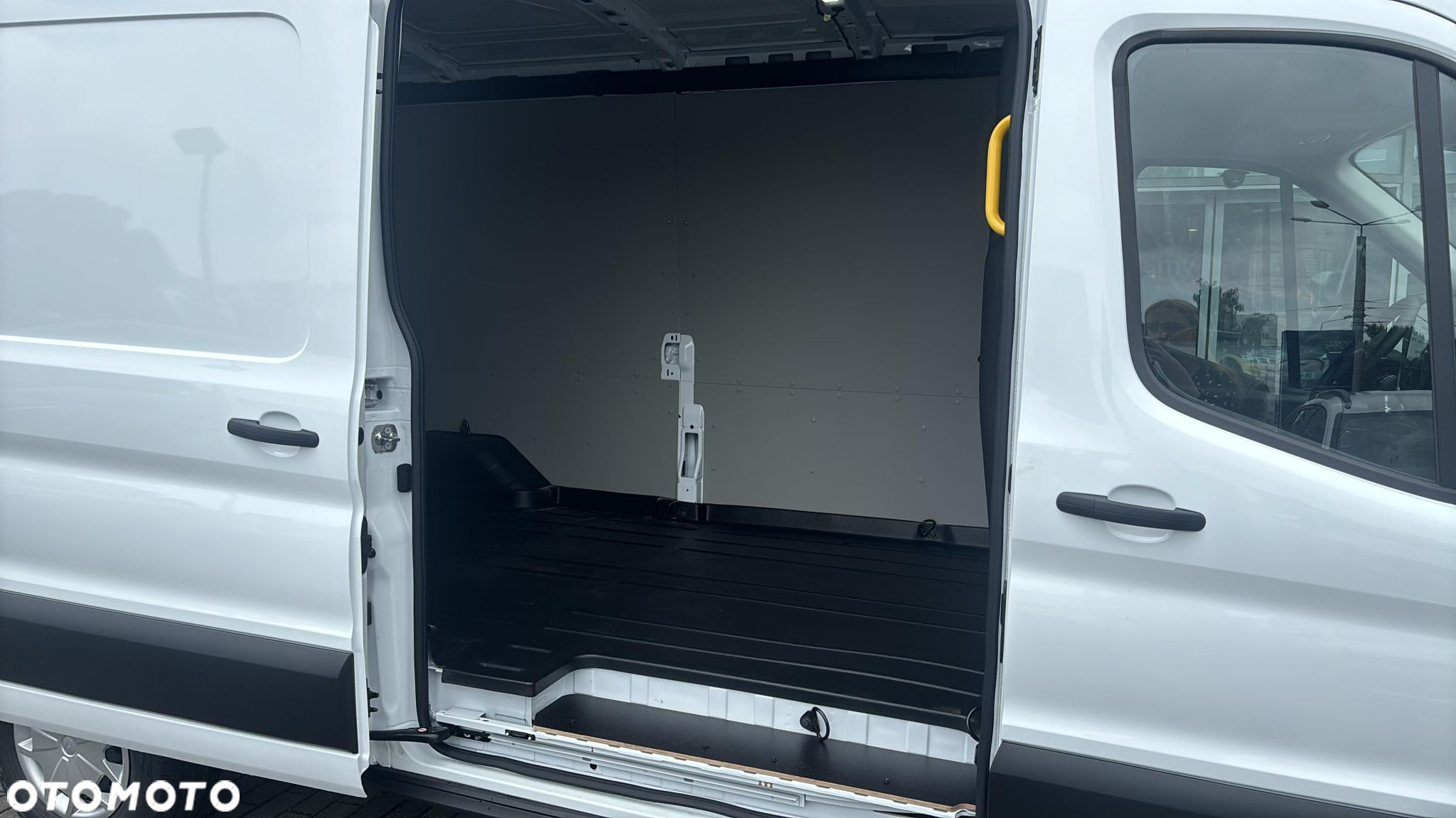 Ford transit - 15
