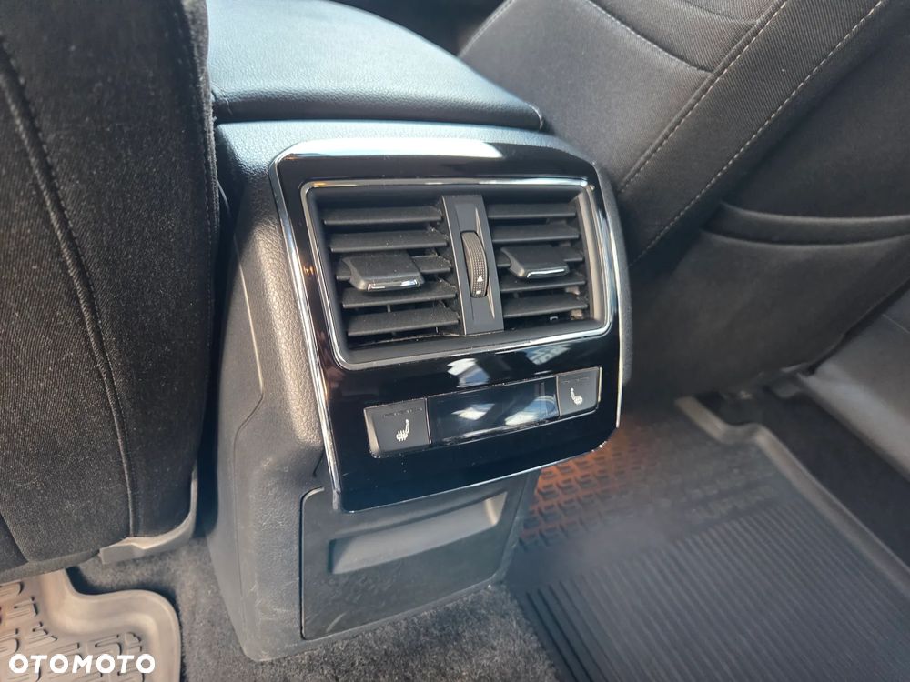 Skoda Superb 2.0 TDI 4x4 Style DSG - 23