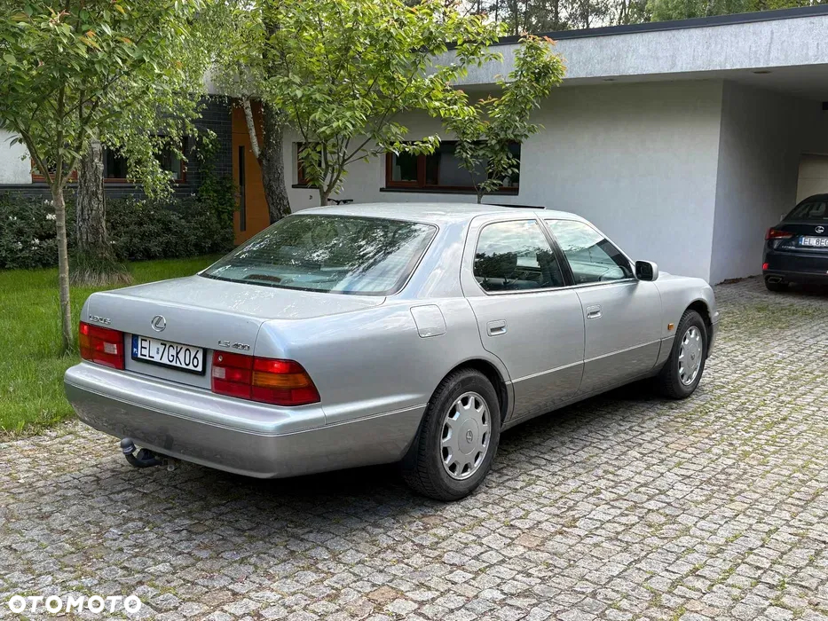 Lexus LS 400 - 4