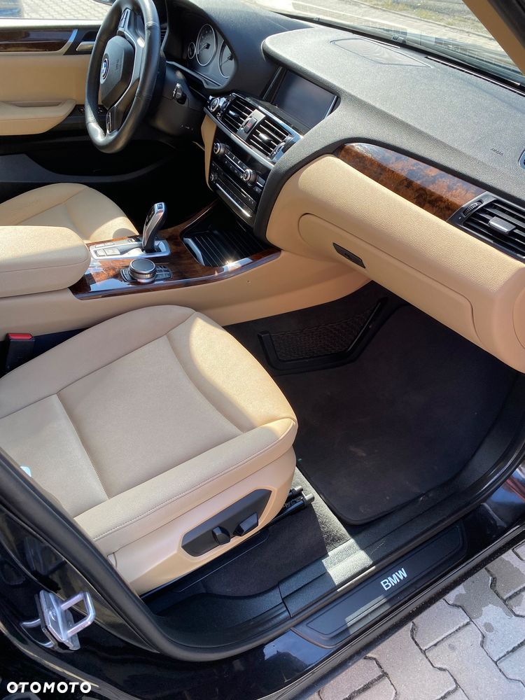 BMW X3 xDrive28i xLine - 8