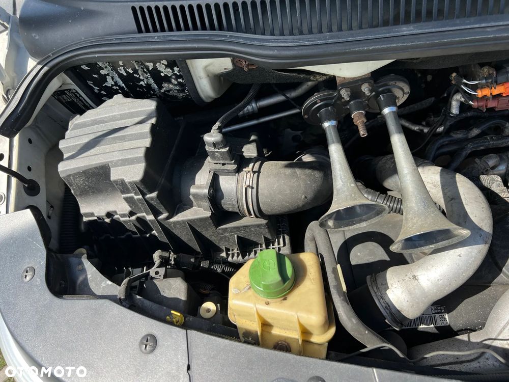 Volkswagen Caravelle L2 - 24