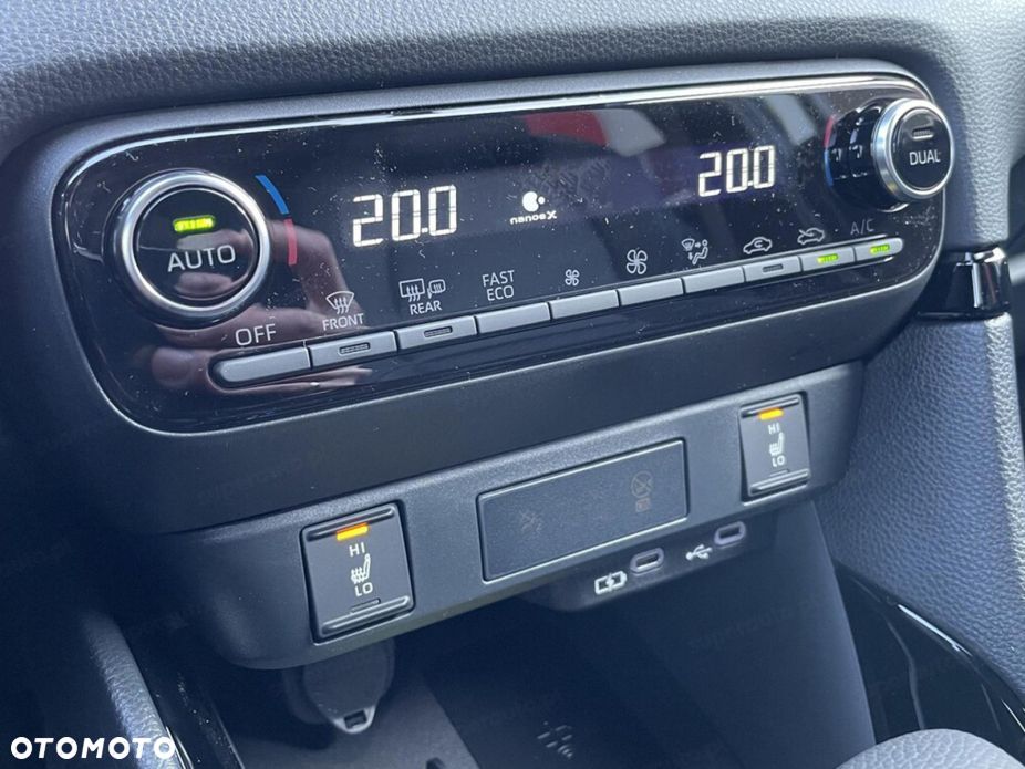 Toyota Yaris - 13