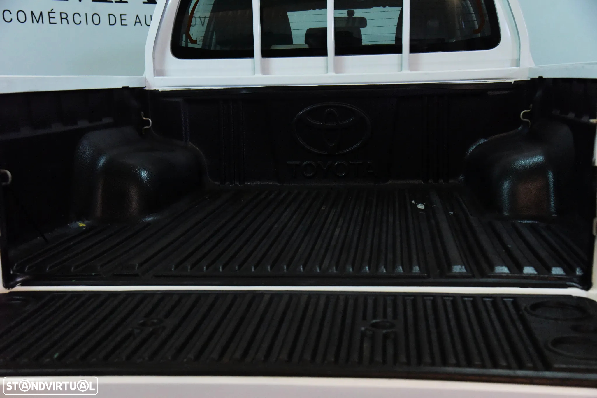 Toyota Hilux 2.4 D-4D 4WD Tracker - 9
