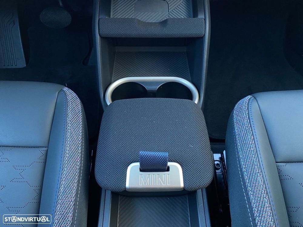 MINI Countryman D Classic M — fotografia 14