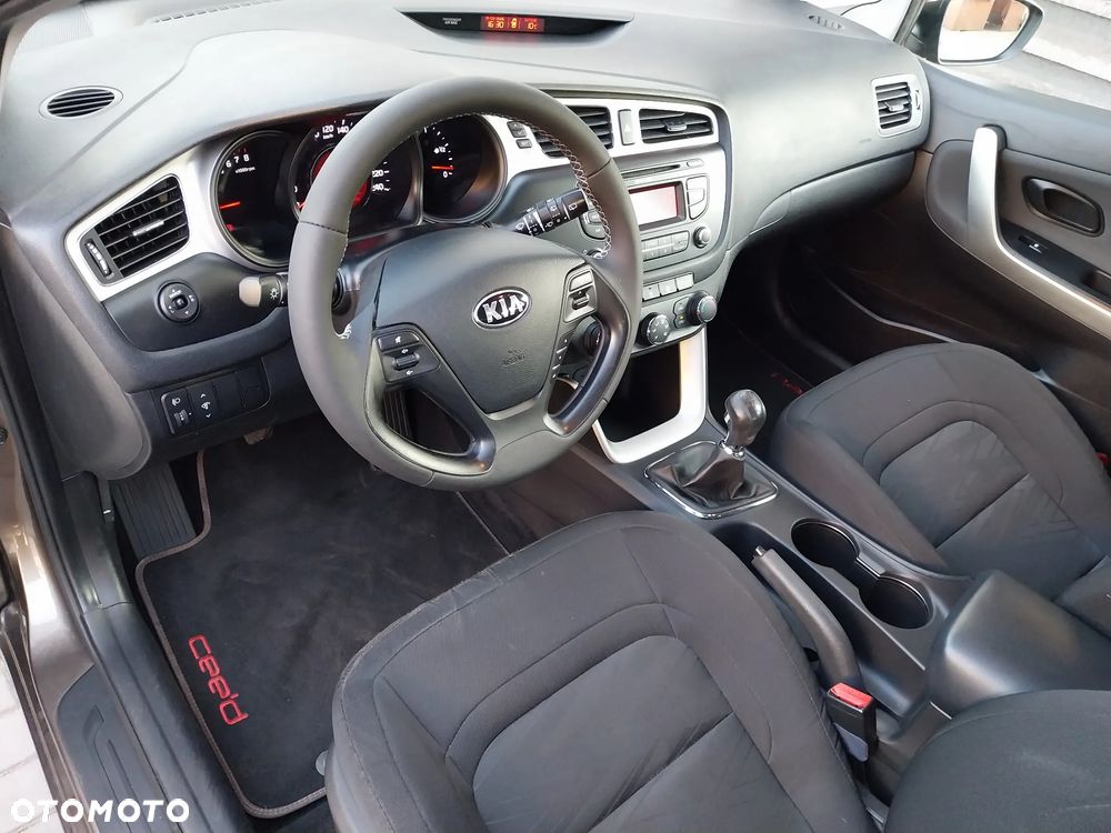 Kia Ceed 1.4 CVVT - 14