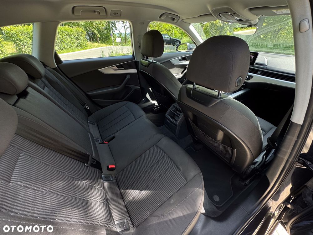 Audi A4 Avant 2.0 TDI S tronic - 16