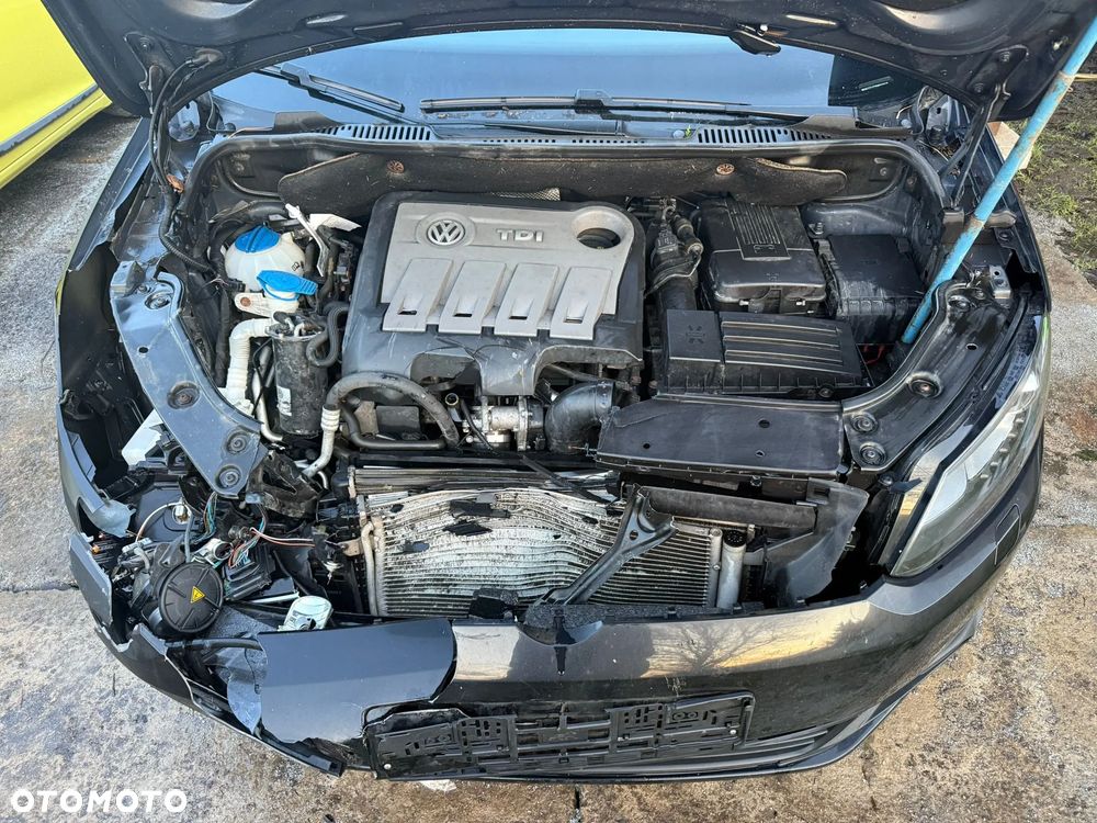 Volkswagen Touran 1.6 TDI DPF BlueMotion Technology Life - 9