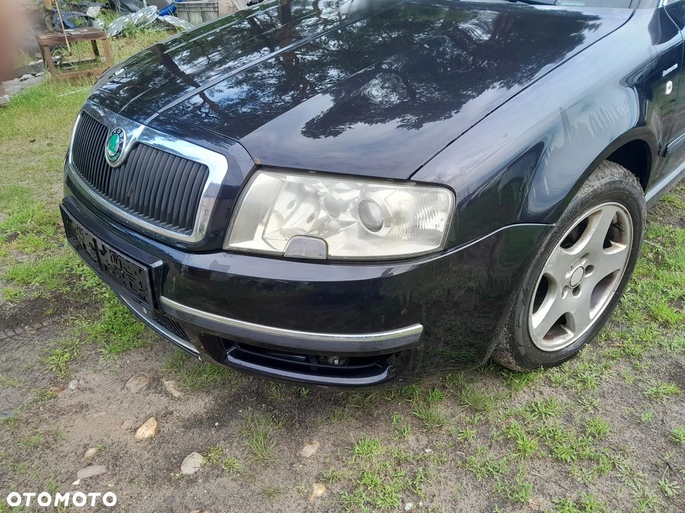 zderzak Skoda Superb  9910 - 2