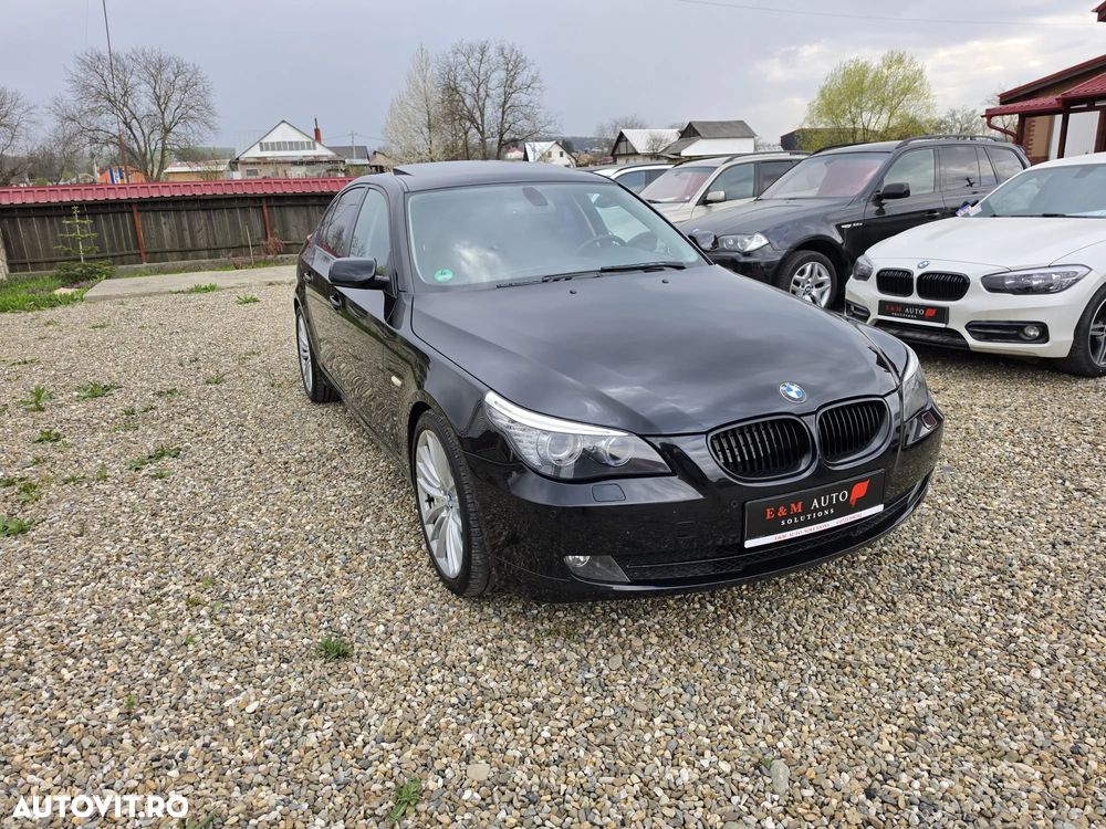 BMW Seria 5 523i Aut. Edition Exclusive - 2