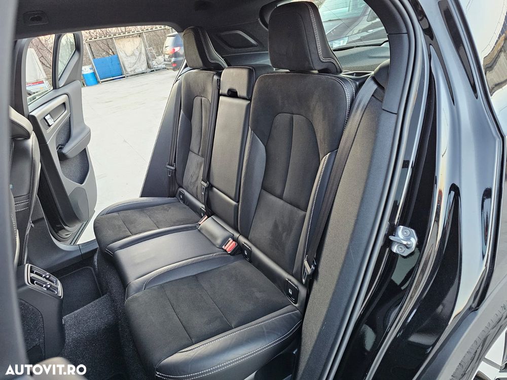 Volvo XC 40 P8 AWD Recharge RDesign - 17