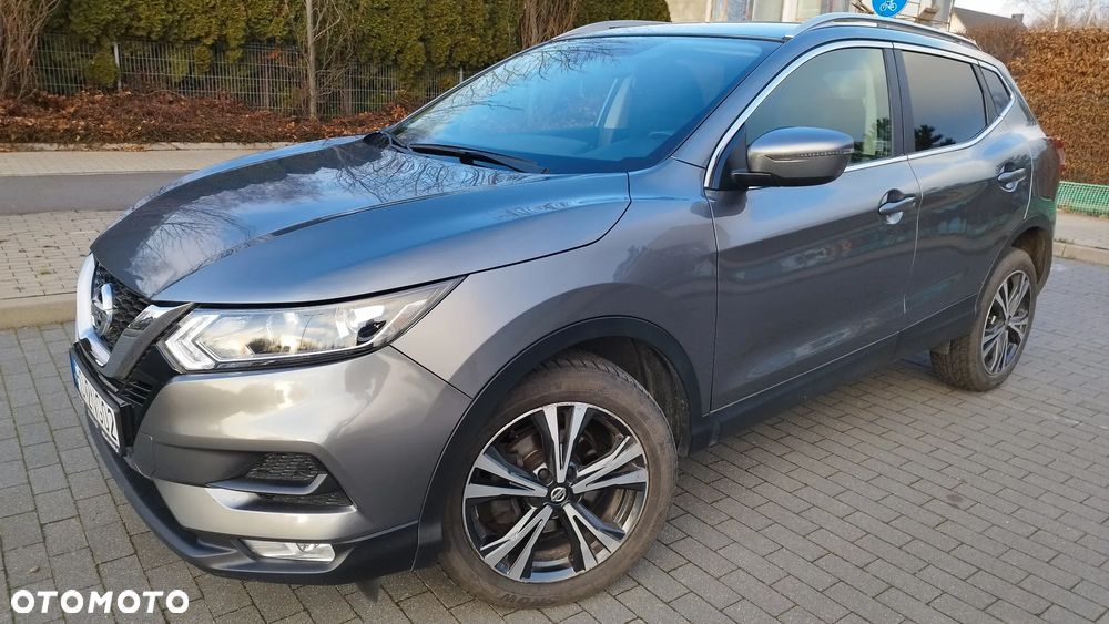 Nissan Qashqai 1.3 DIG-T N-Connecta DCT - 1