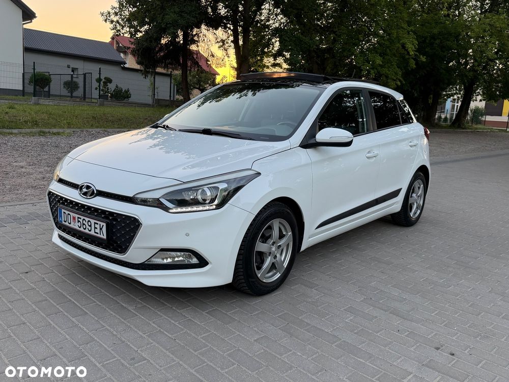 Hyundai i20 blue 1.2 YES Gold - 1