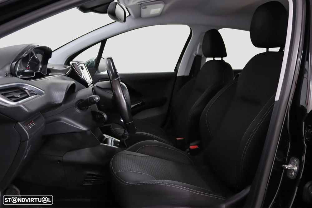 Peugeot 208 1.2 PureTech Allure - 10