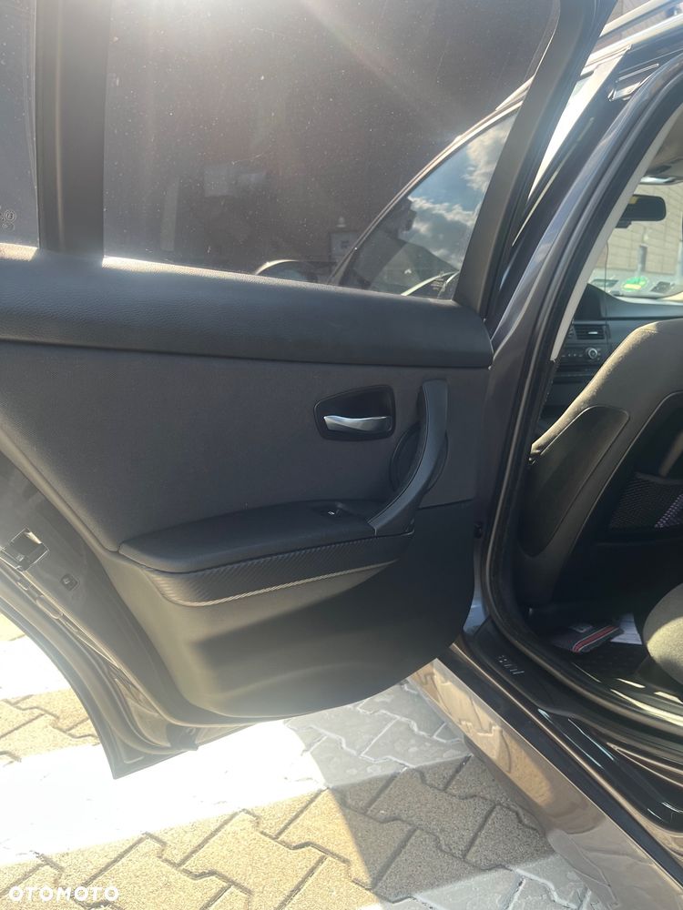 BMW Seria 3 320d - 14