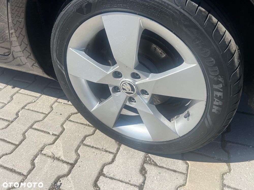 Skoda Octavia 1.8 TSI Elegance DSG - 12