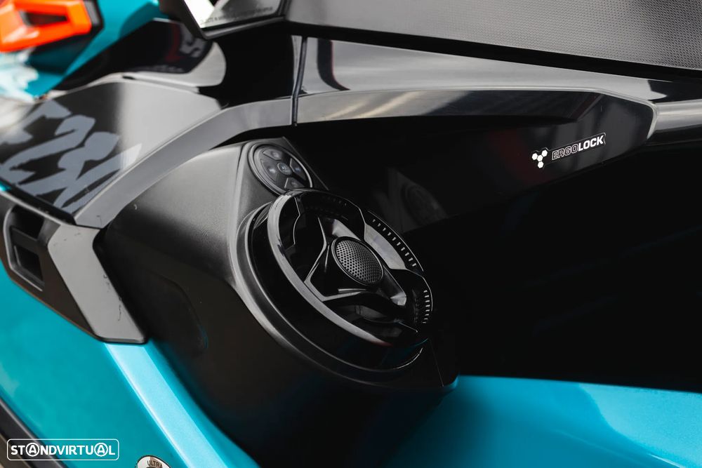 Sea-Doo wake pro 230 - 12