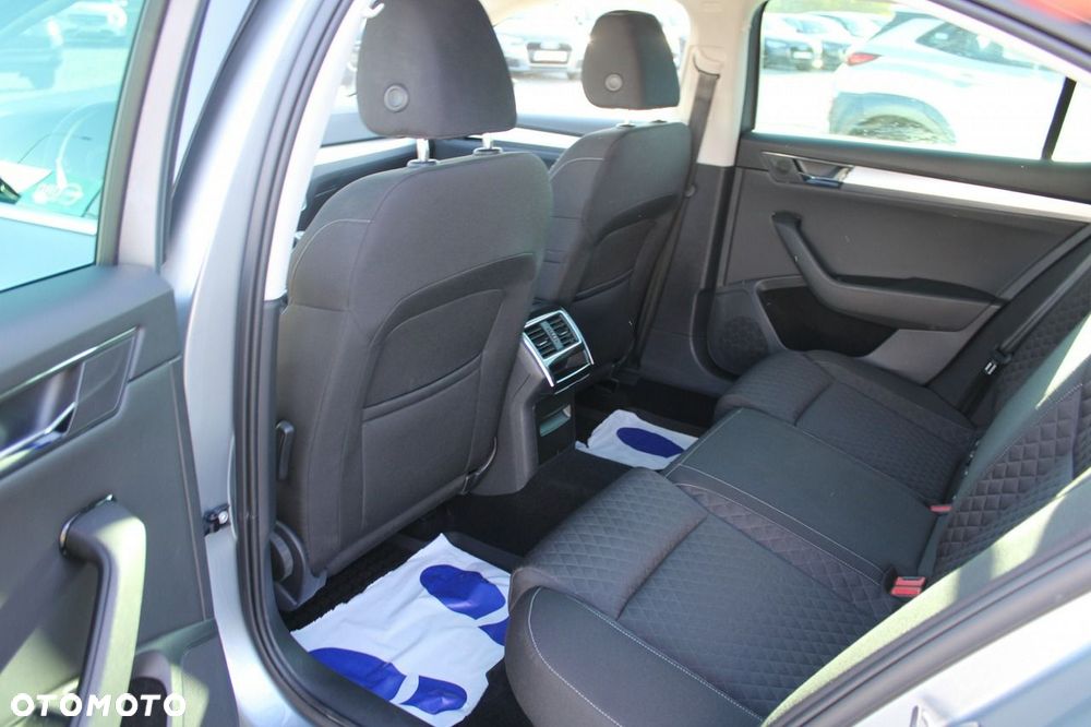 Skoda Superb - 19