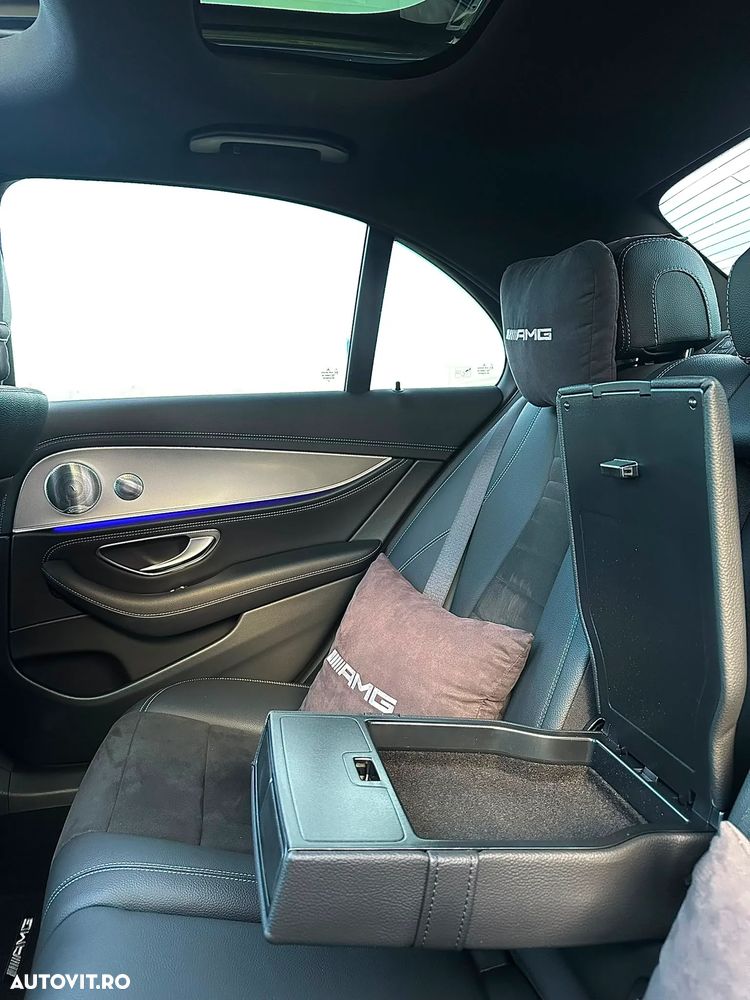 Mercedes-Benz E 400 d 4Matic 9G-TRONIC AMG Line - 39