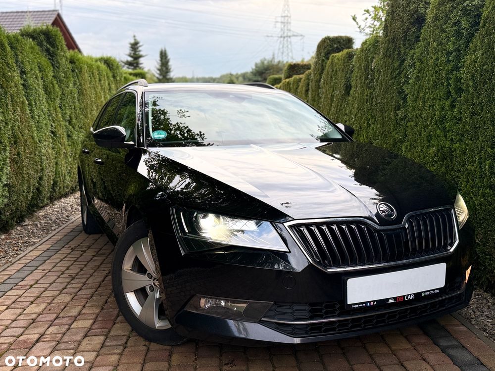 Skoda Superb 2.0 TDI DSG Ambition - 2