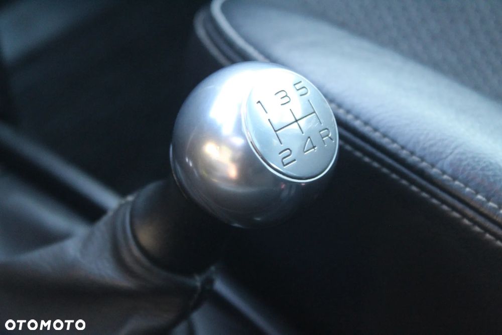 Peugeot 207 150 Turbo Platinum - 30