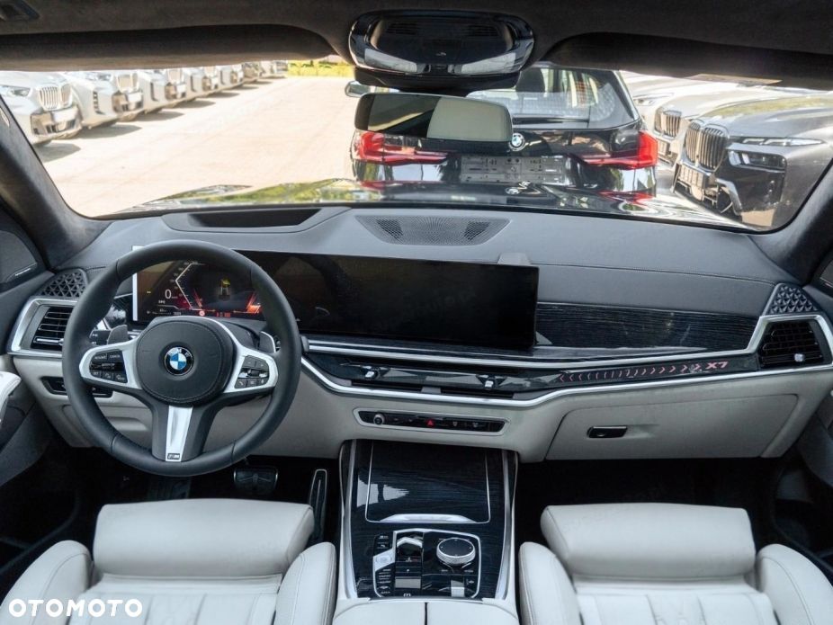 BMW X7 xDrive40i mHEV M Sport sport - 11
