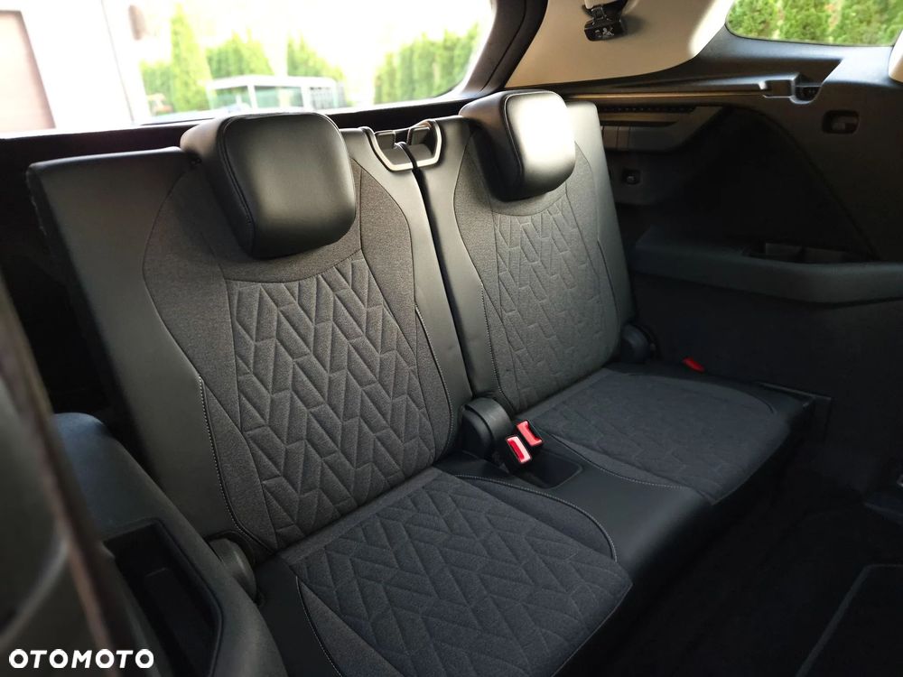 Volkswagen Tayron 1.5 eTSI OPF DSG Life - 14