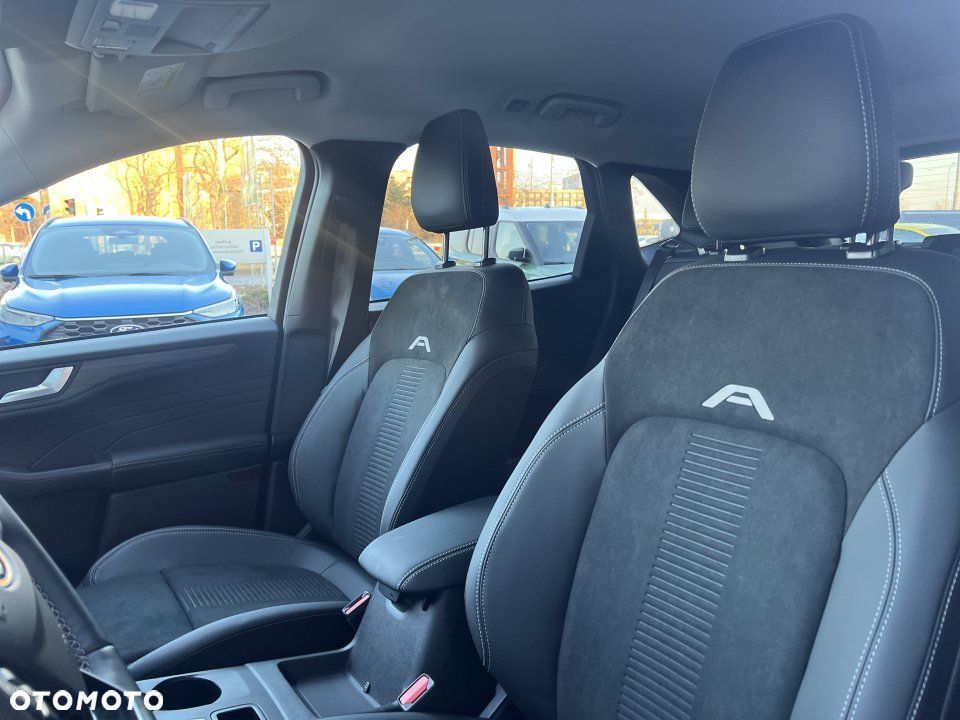 Ford Kuga - 13