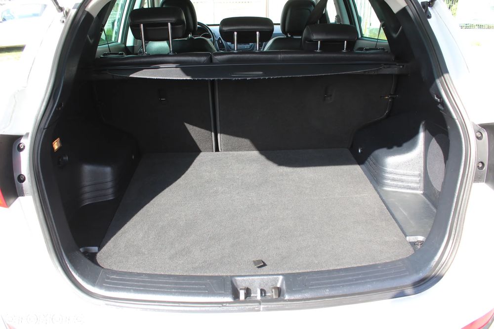 Hyundai ix35 1.6 2WD Fifa World Cup Edition - 13