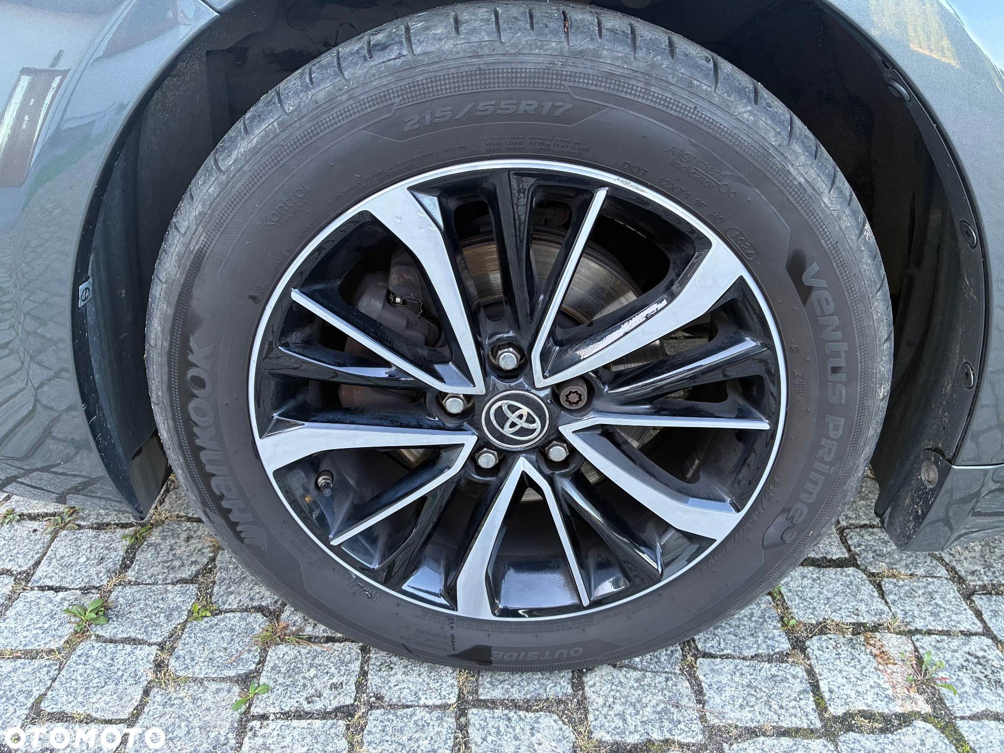 Toyota Avensis 1.8 Premium - 12