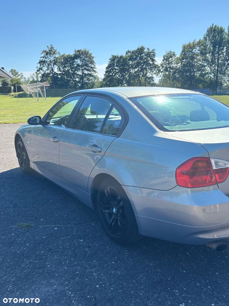 BMW Seria 3 320d - 5