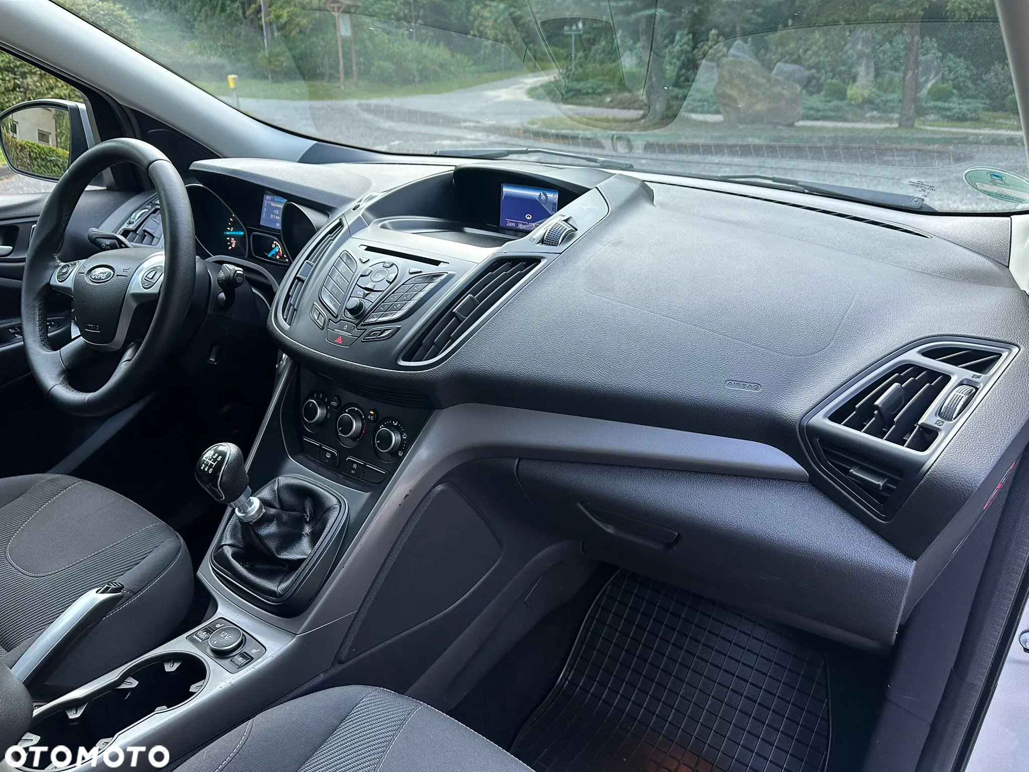 Ford Kuga 2.0 TDCi 4x4 Trend - 30