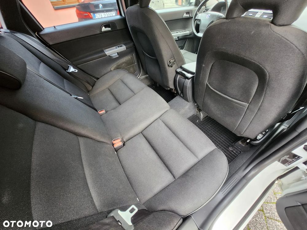 Volvo V50 - 7