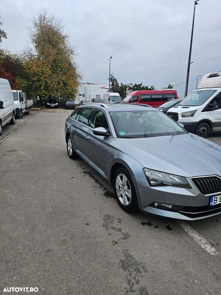 Skoda Superb 1.6 TDI DSG Active - 3