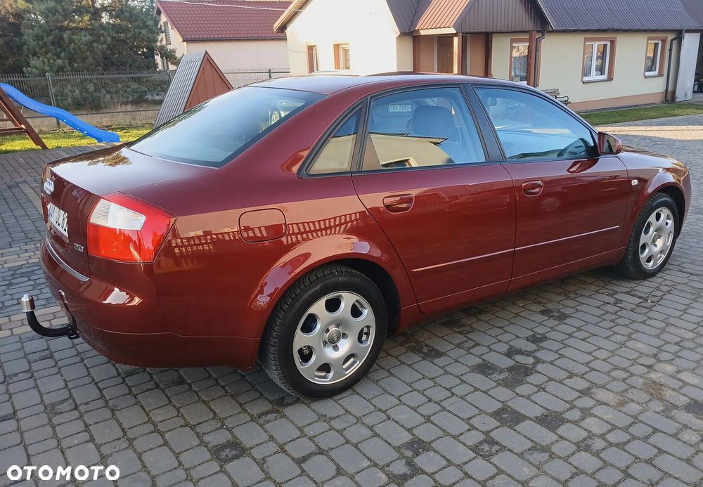 Audi A4 Limousine 2 - 6