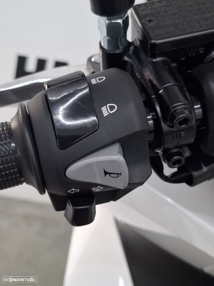Honda PCX125 - 36 MESES DE GARANTIA DE FABRICA - 13