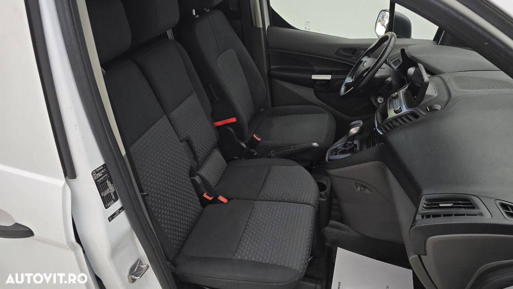 Ford Transit Connect - 19