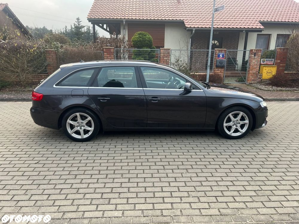 Audi A4 Avant 2.0 TDI - 11