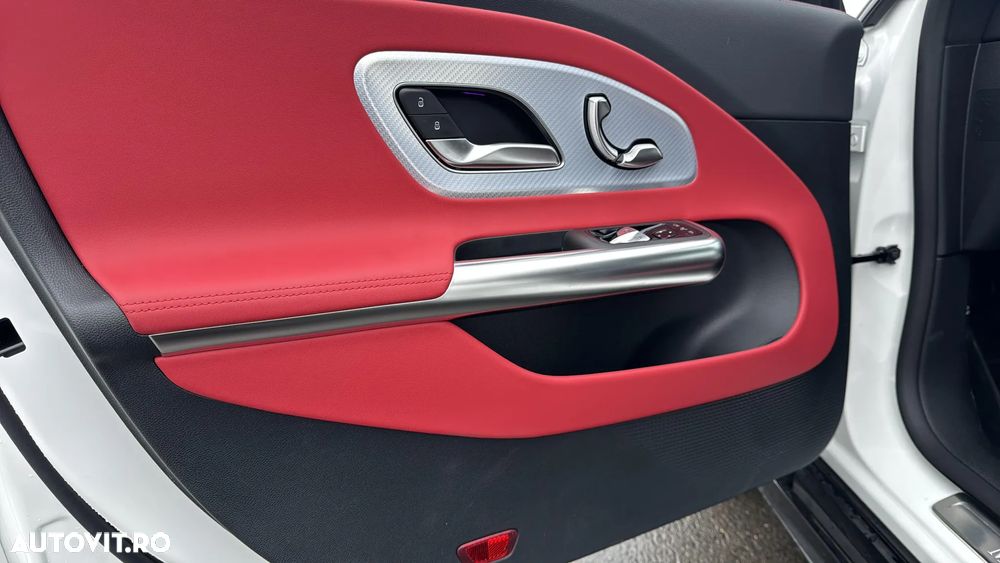 Mercedes-Benz CLA - 10