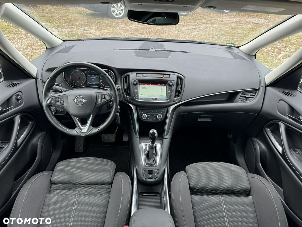 Opel Zafira - 27