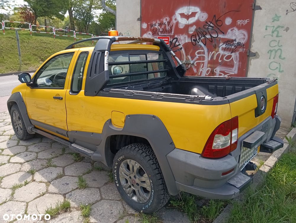 Fiat Strada Adventure - 4