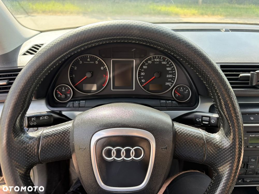 Audi A4 Limousine 1.8T - 23