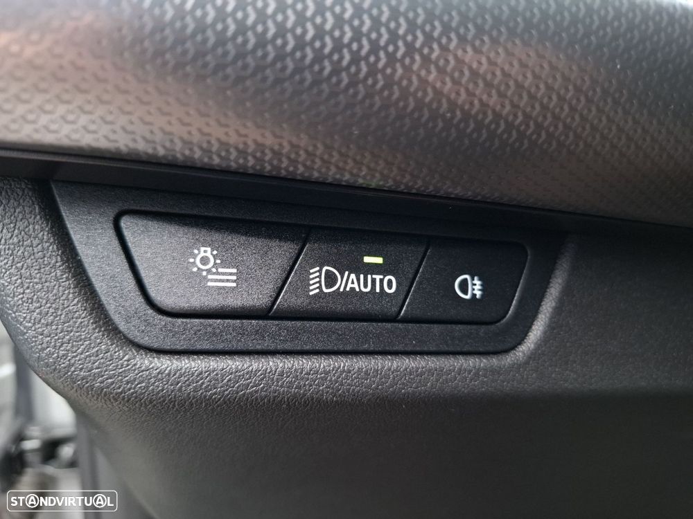 BMW X1 xDrive25e Pack Desportivo M - 21
