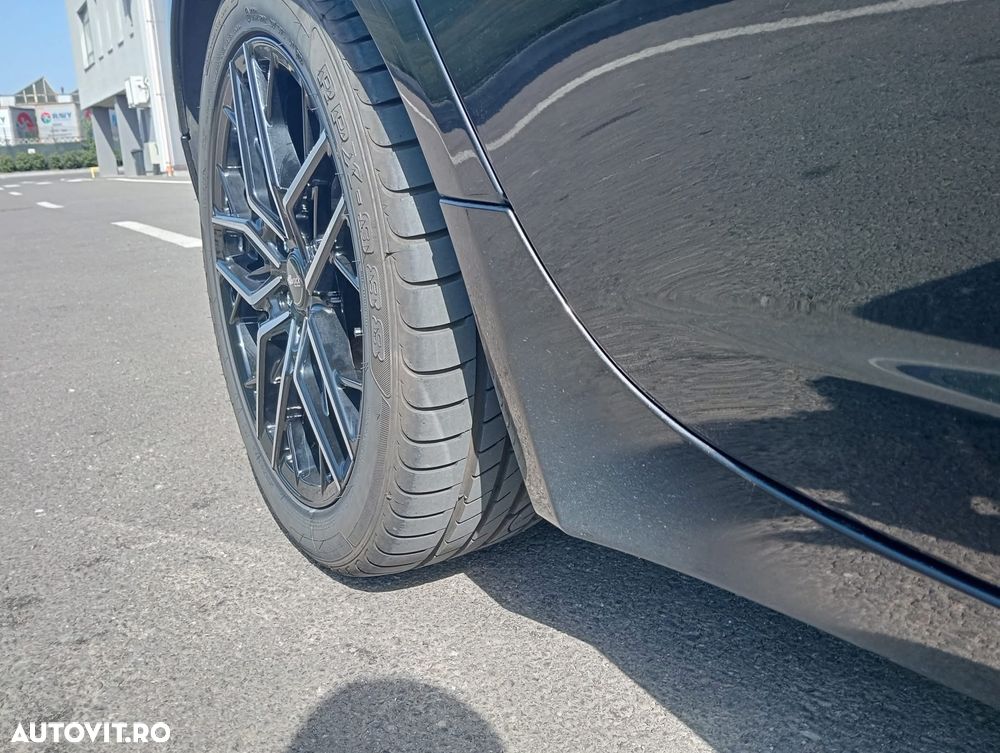 Jaguar XF 20d RWD E-Performance Pure - 15