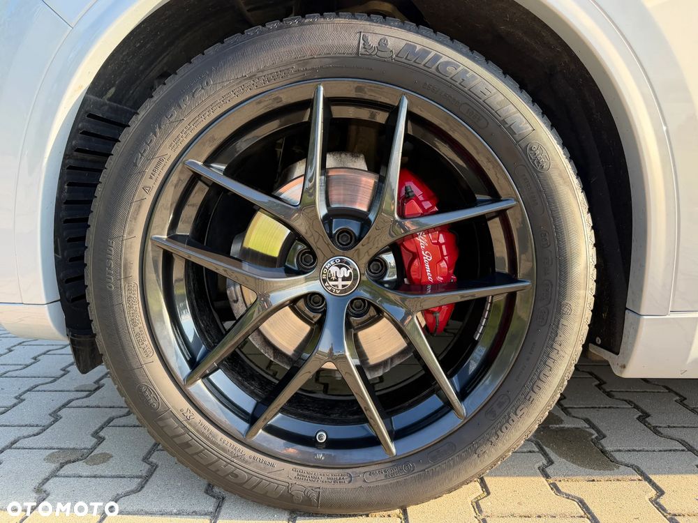 Alfa Romeo Stelvio 2.0 Turbo Veloce Q4 - 26