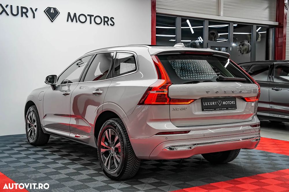 Volvo XC 60 Recharge T6 Twin Engine eAWD Inscription Expression - 7