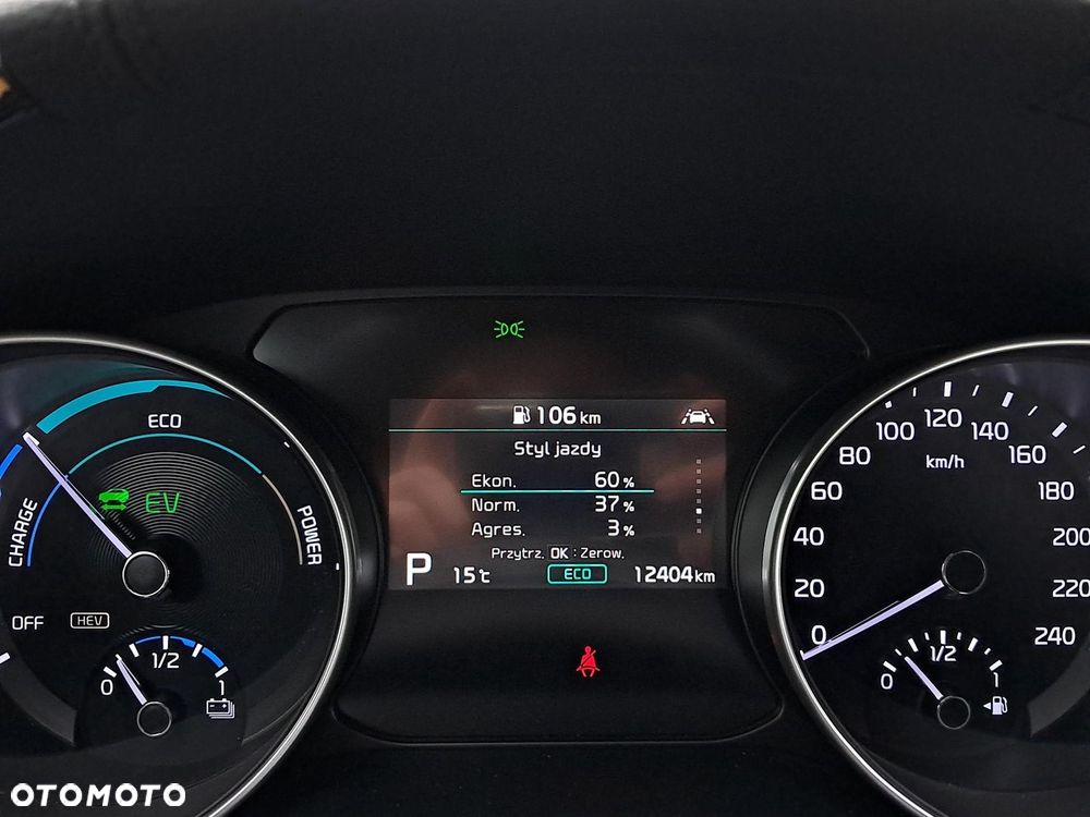 Kia XCeed - 18